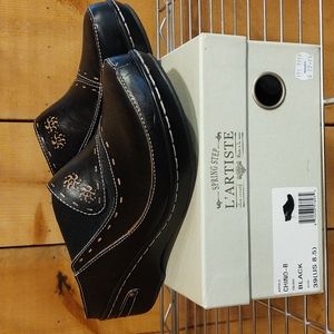 L'Artiste Spring Step Chino-B Black 39 or 8.5